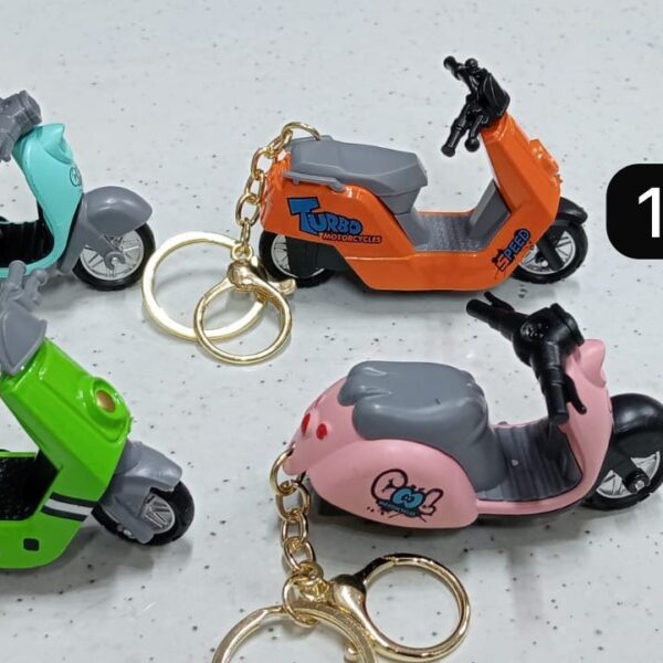 (1053-3) SCOOTY KEYCHAIN ( In one pkt 6 pcs )